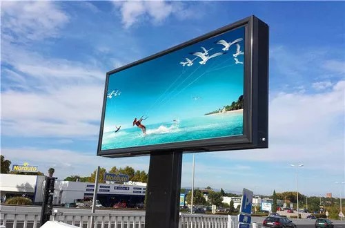 Energy Efficiency of Outdoor LED Displays